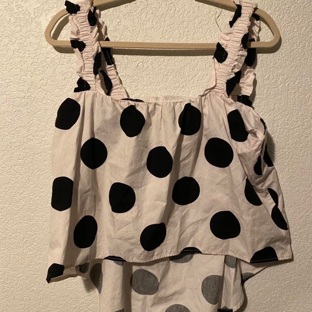 ✨Topshop polka dot high low sleeveless crop top. US size 8